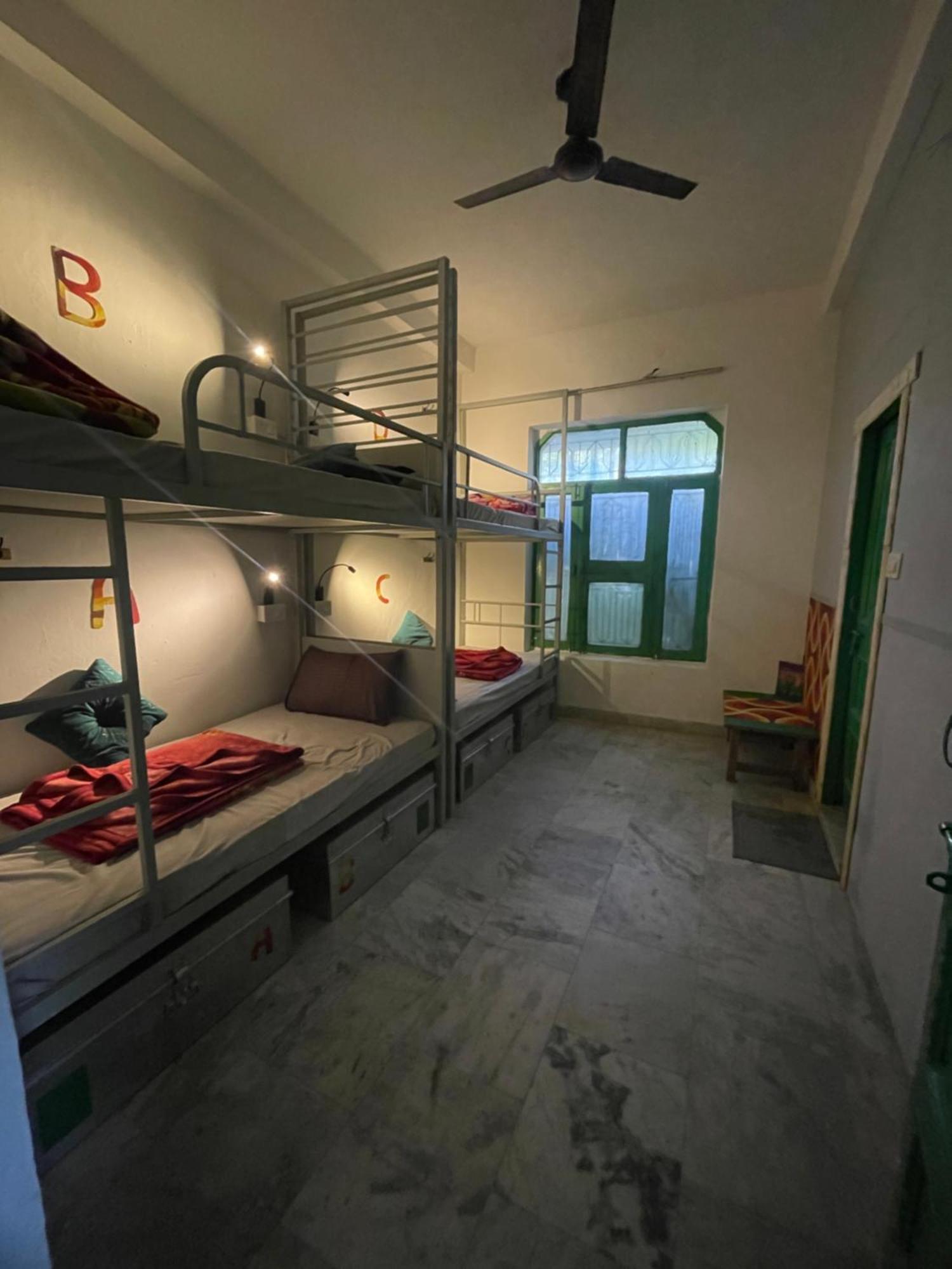 Art Bliss Hostel Rishikesh Exterior photo
